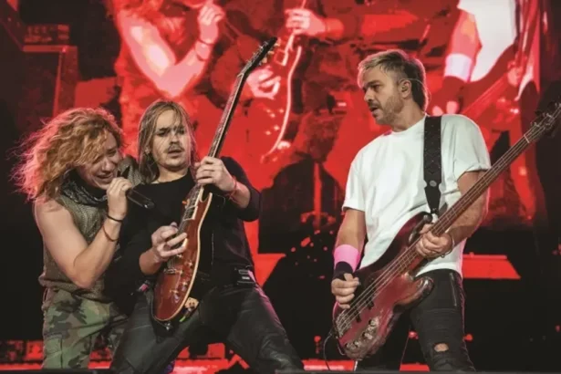 Airbag en la cartelera de San Juan para abril de 2026.