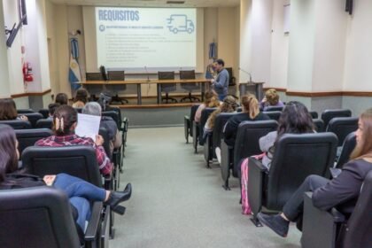Emprendedores gastronómicos se capacitan para mejorar producción, habilitaciones y ventas