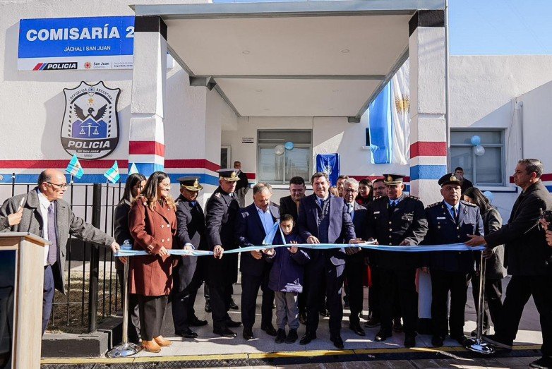 Jáchal: obras nuevas para seguridad, agua potable, salud y conectividad