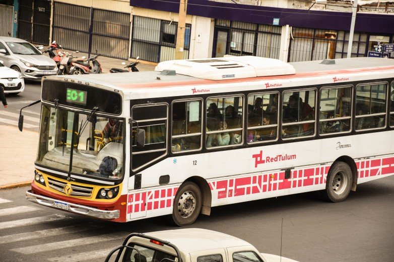 Gobierno de San Juan aconseja revisar apps de transporte público en invierno