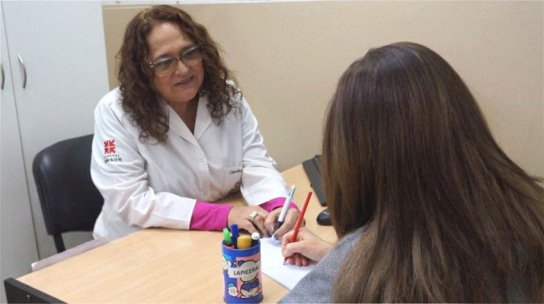 El Hospital Rawson brinda apoyo integral para personas con afasia