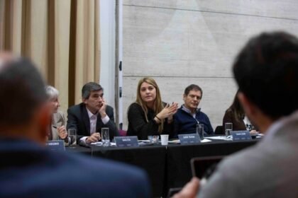 San Juan presenta estrategias para prevenir el consumo problemático
