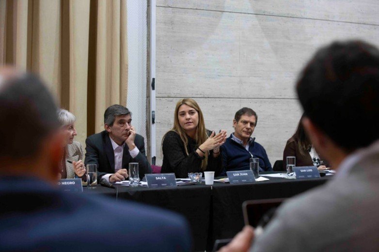 San Juan presenta estrategias para prevenir el consumo problemático