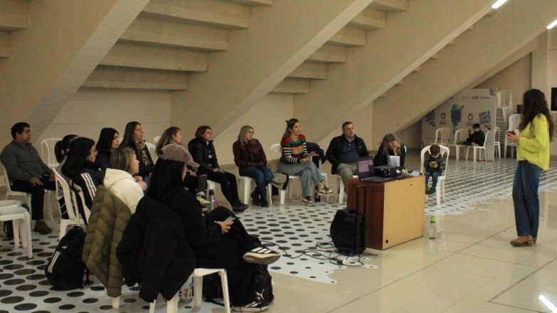 Capacitación de Construyendo Valores para familias y entrenadores en San Juan