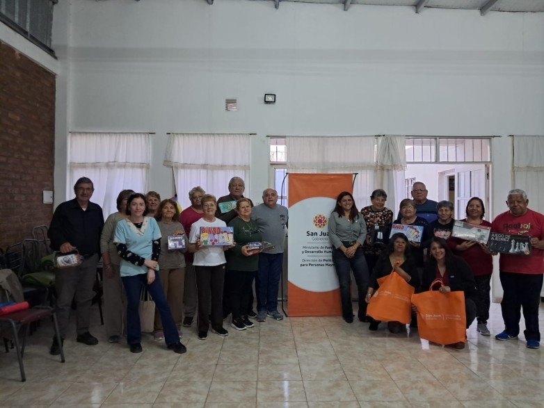 Visitas a centros jubilados en Las Chacritas y Colonia Fiscal