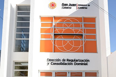 Cómo iniciar la regularización de una vivienda sin escritura en San Juan