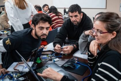 Lanzan Tecnia Lab para innovar en escuelas técnicas de San Juan