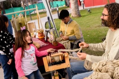 El Mercado Artesanal ofrece talleres para aprender oficios tradicionales