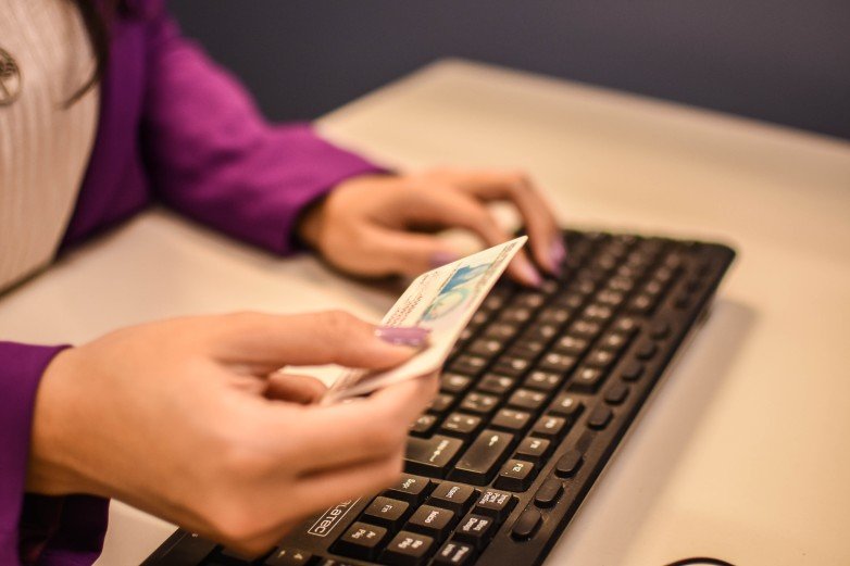 Trámite de DNI en el Registro Civil de San Juan