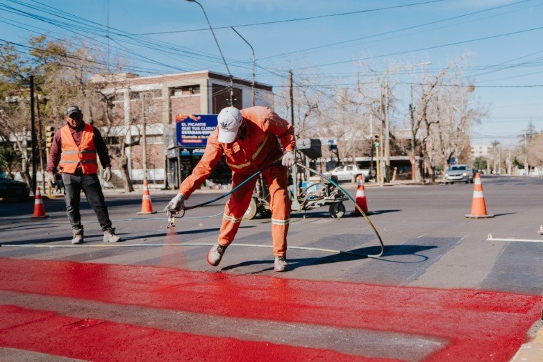 Avenida Libertador suma sendas rojas y nueva demarcación: qué significan