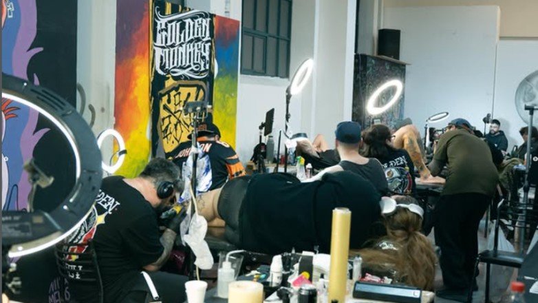 Tatuajes y arte en vivo en el Conte Grand de San Juan